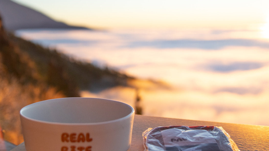 Ración de comida natural Real Bite preparada antes de una excursión en Canarias